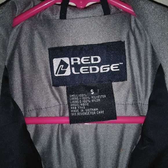 Red ledge size s - Picture 2 of 3